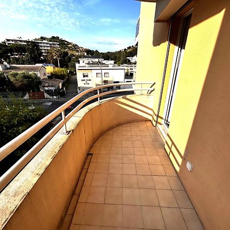 Superbe Studio Climatise Avec Terrasse Proche Mer Кань-сюр-Мер Екстер'єр фото